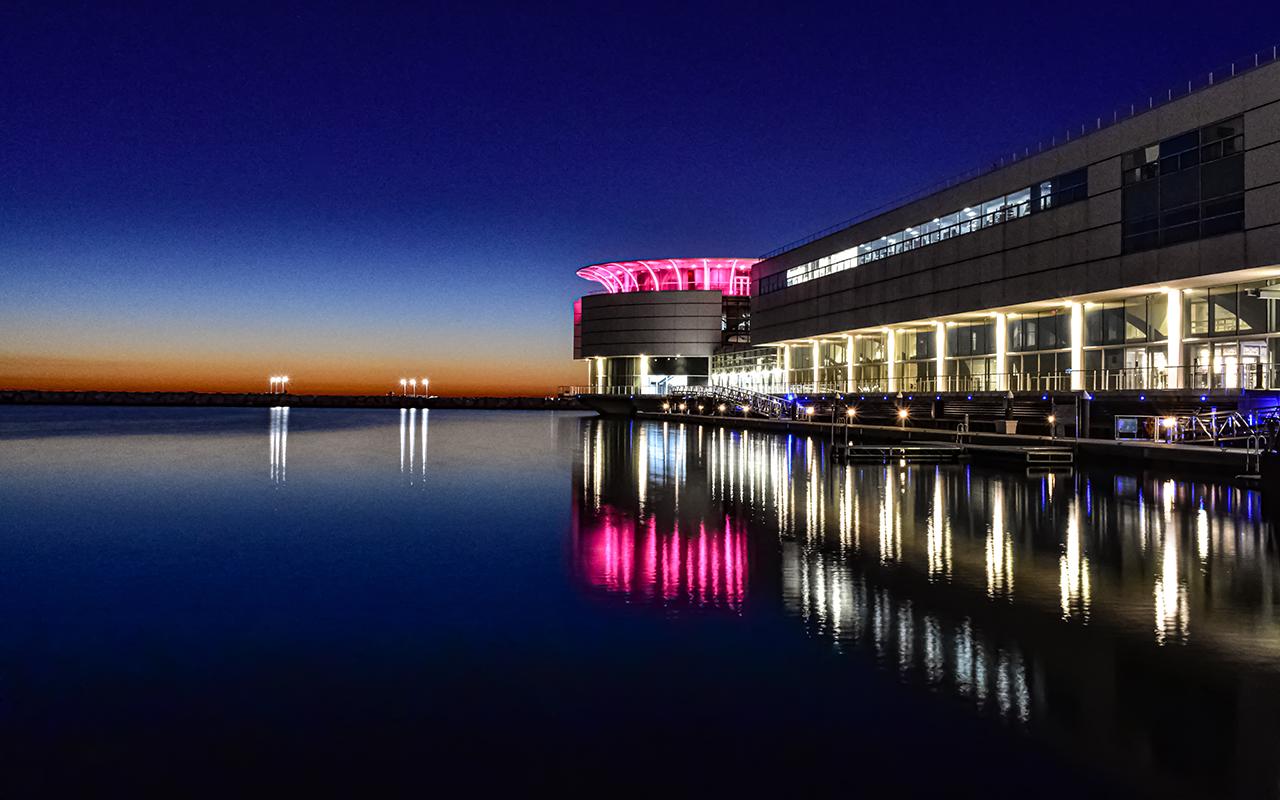 Discovery-World-at-night.jpg